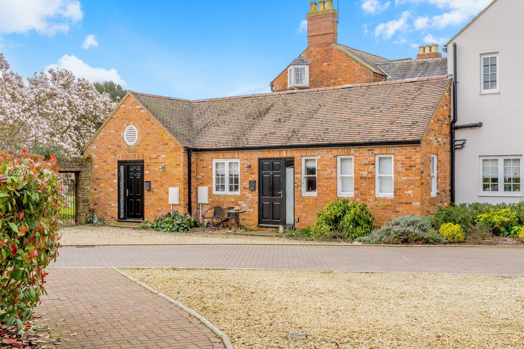 Meadow Drive Middleton Cheney